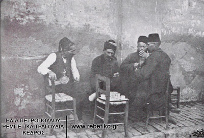 Καφενεδάκι στην Θεσσαλονίκη στα χρόνια των Βαλκανικών πολέμων