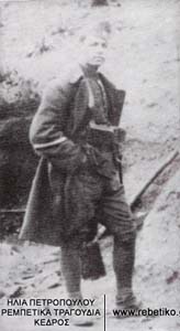 Ο Νίκος Μάθεσης, δεκανέας, το 1928