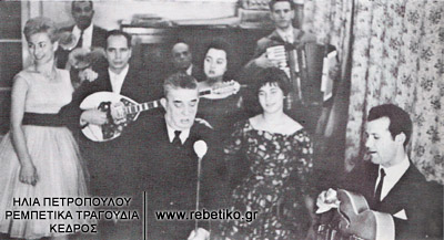 Σκηνή από την ταινία "Η παραστρατημένη" με τον Στελάκη (γύρω στο 1960)
