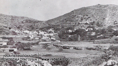 Το Πισκοπιό της Σύρου, που αναφέρει ο Βαμβακάρης στην Φραγκοσυριανή του (φωτογραφία της 6-4-1975)