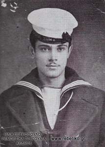 Ο Νίκος Δαλέζιος, στον Πειραιά (4-10-1951)
